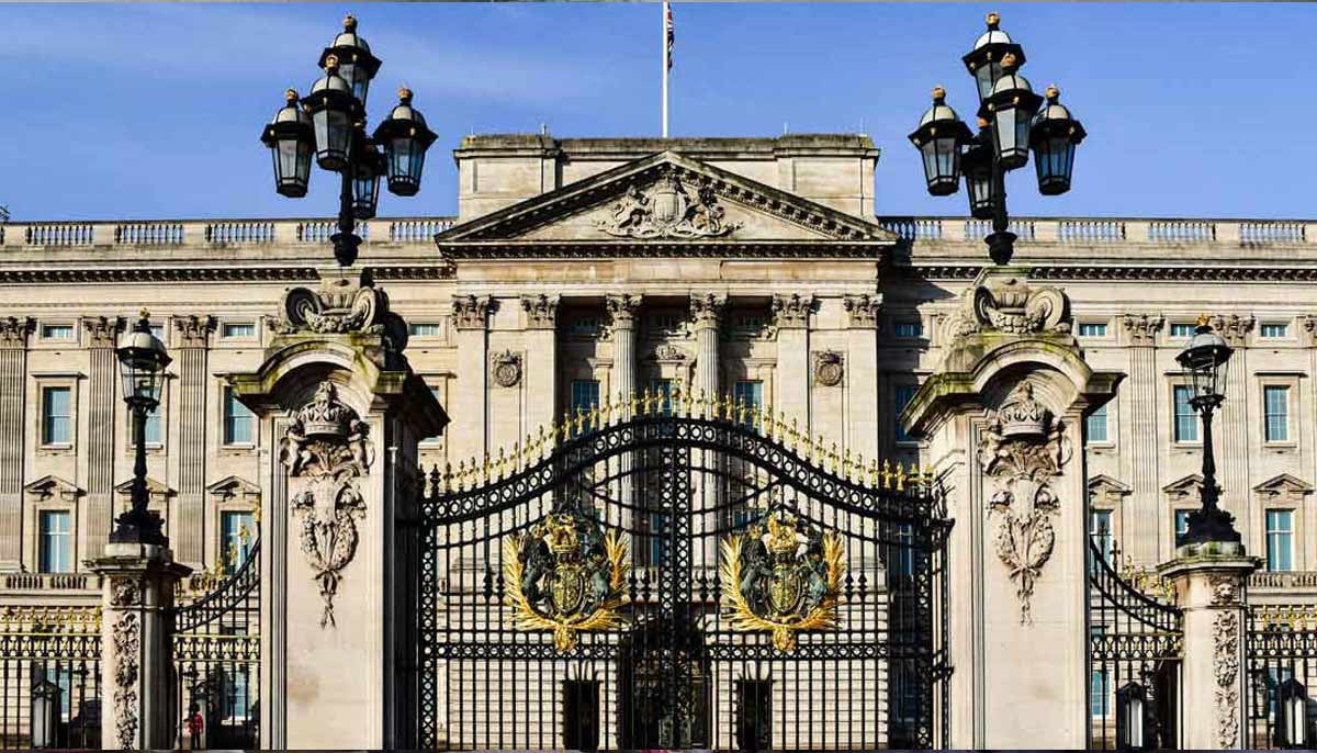 Buckingham Palace releases first statement after Prince Harry's announcement