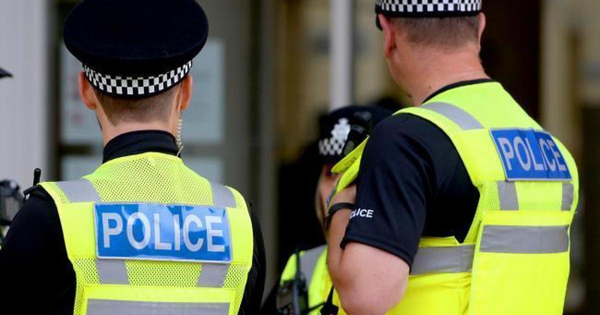 Hunt for 4x4 after five figure sum of cash stolen from Clydebank house