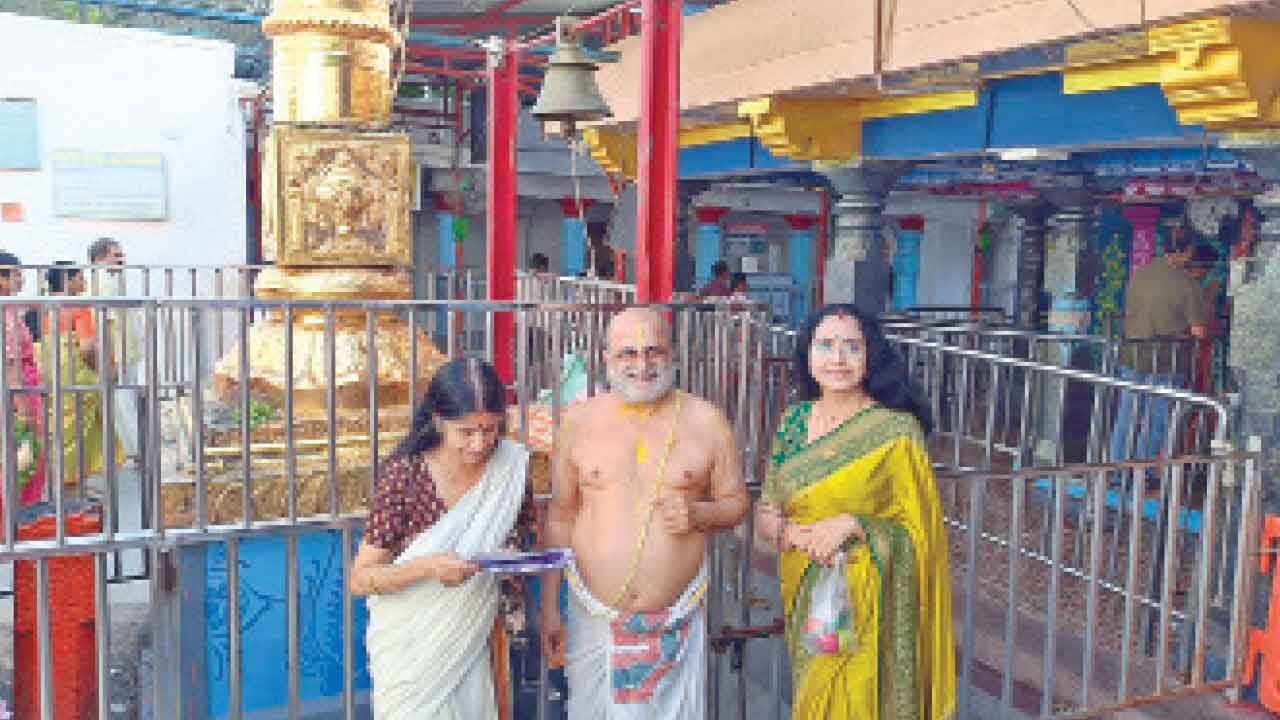 Travancore royal family member visits Chilkur Balaji temple