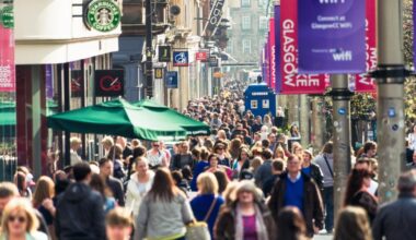 Immigration to Scotland sees population rise to 'highest ever level'