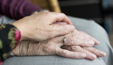 Home support worker jobs available in West Dunbartonshire