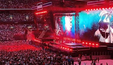 Oasis ‘shocked and saddened’ as fan dies in fall at Wembley Stadium - London Evening Standard