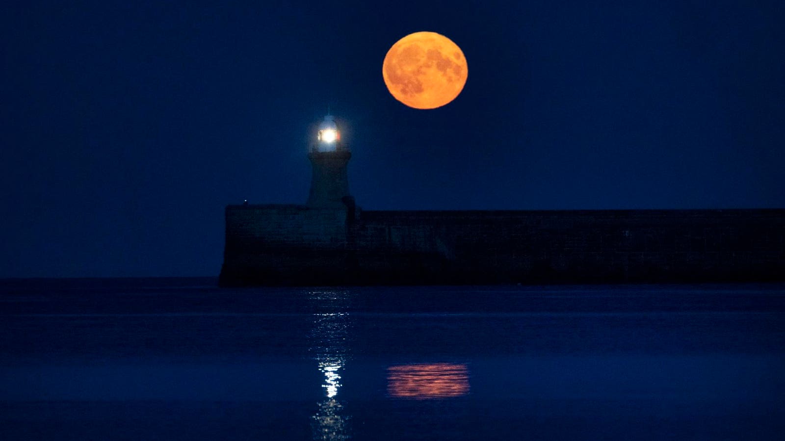 When To See The ‘Sturgeon Moon’ Rise
