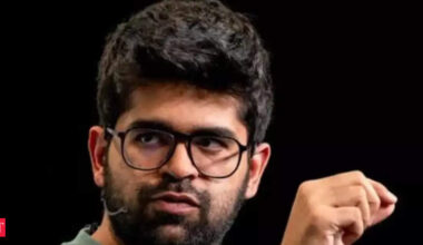 Perplexity CEO Aravind Srinivas says AI will completely automate two office jobs with just one prompt