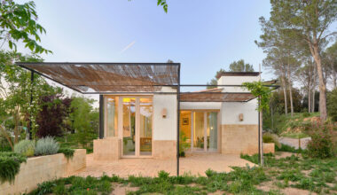 Butterfly House / Tallerdarquitectura | ArchDaily