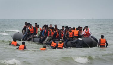 ‘One-in-one-out’ migrant returns deal with France set to ‘begin next month’