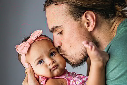 UAE: Postpartum depression in men 'easy to miss', affects 8-10% of fathers globally