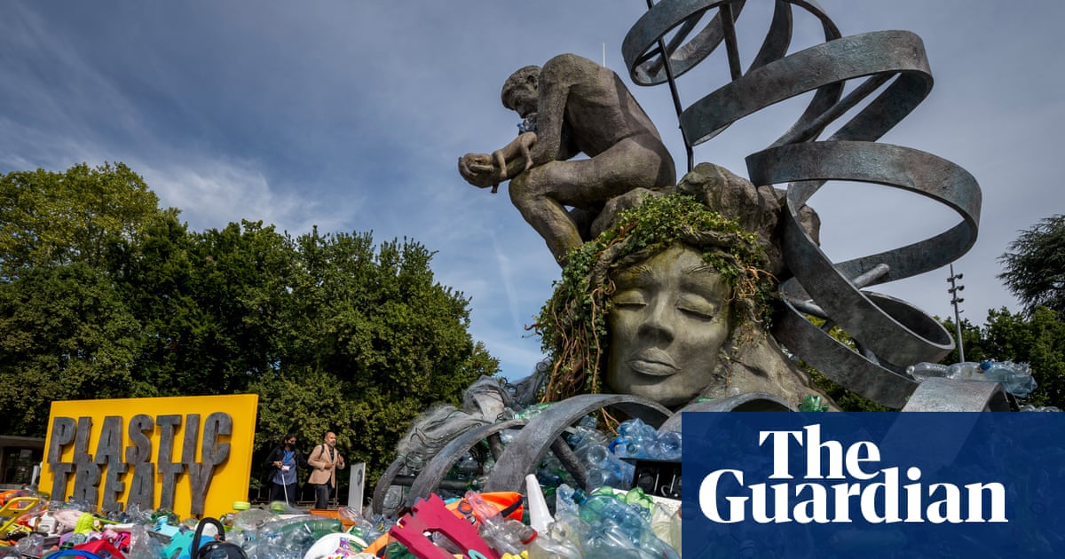 UN plastic pollution talks must result in ambitious treaty, leading expert says | Plastics