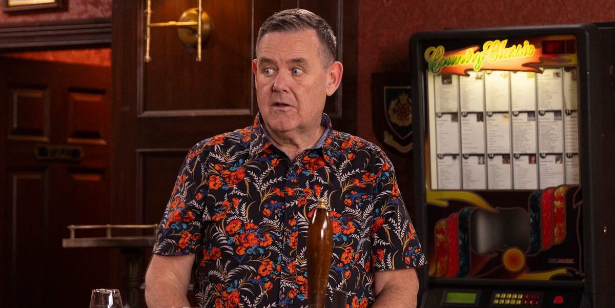 Coronation Street date derailed as George's romantic hopes go wrong
