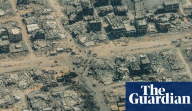 A wasteland of rubble, dust and graves: how Gaza looks from the sky | Gaza