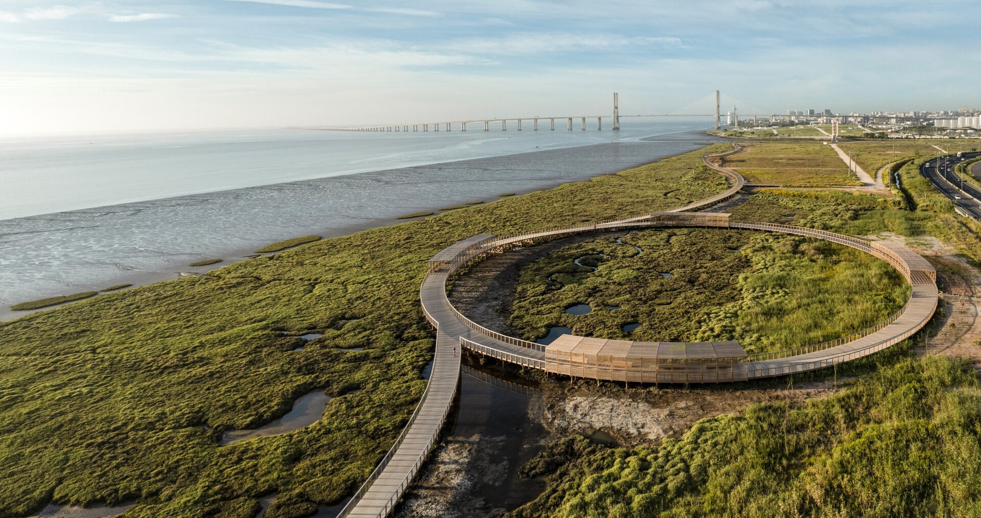 Loures Riverfront / Topiaris Landscape Architecture