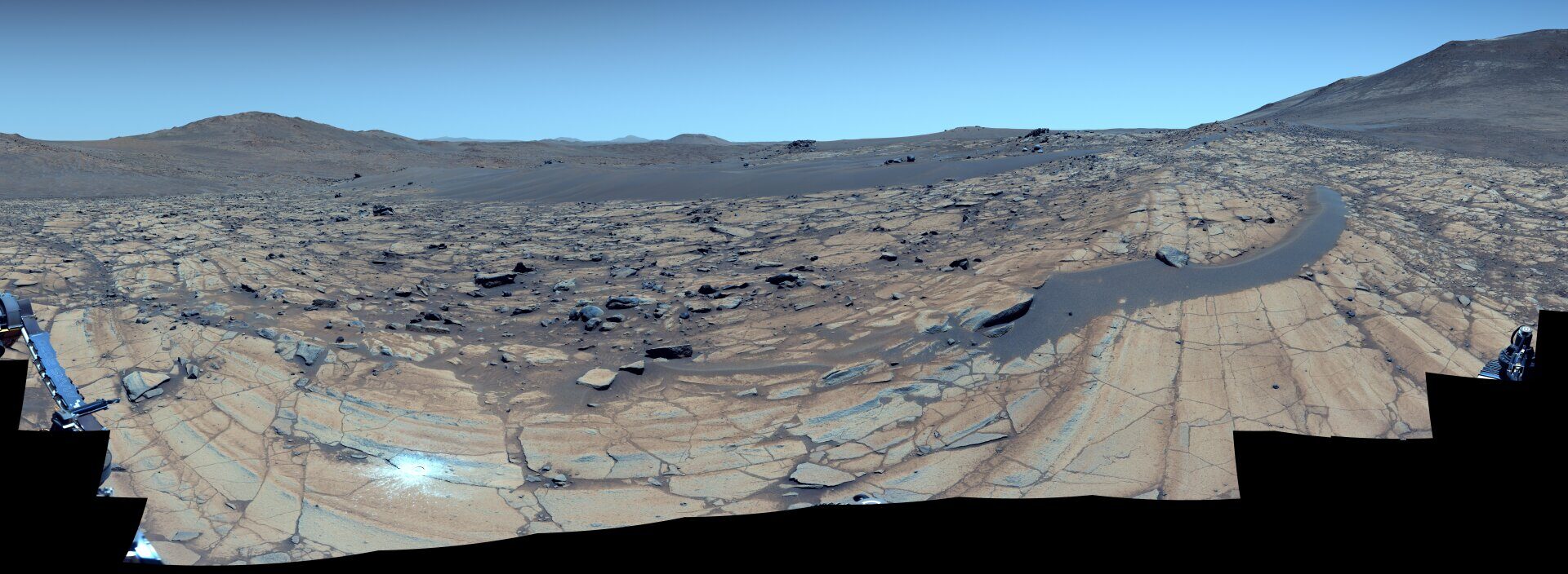 Perseverance rover captures Mars vista as clear as day
