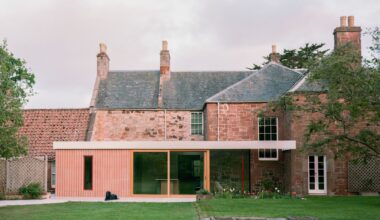 Whitberry House Extension / Pend Architects