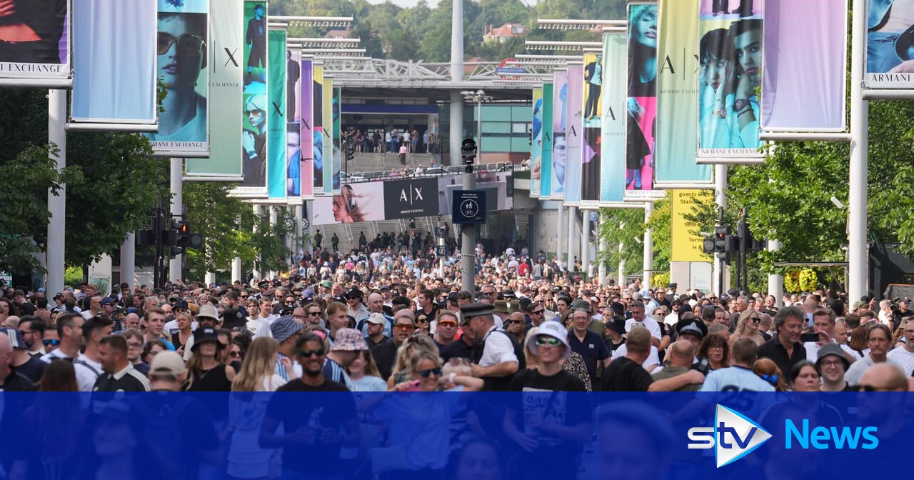 Edinburgh Council remarks about Oasis fans ‘snobby’, Scottish secretary says