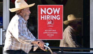 Almost 2 million Americans are collecting unemployment in highest figures since pandemic times