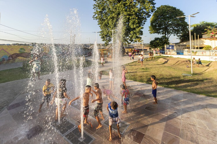 Designing with Kids: 5 Participatory Projects that Empower Young Users - Image 2 of 11