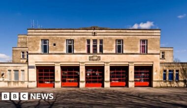 'Solidarity' sees convoy of Bristol fire engines sent to Ukraine