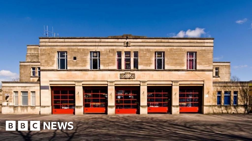 'Solidarity' sees convoy of Bristol fire engines sent to Ukraine
