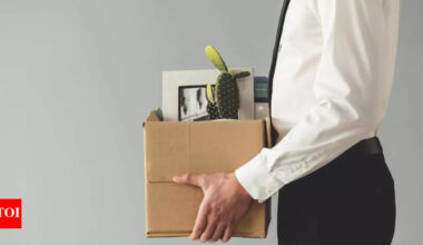 What? Man gets praise email at work — Hours later, he was fired