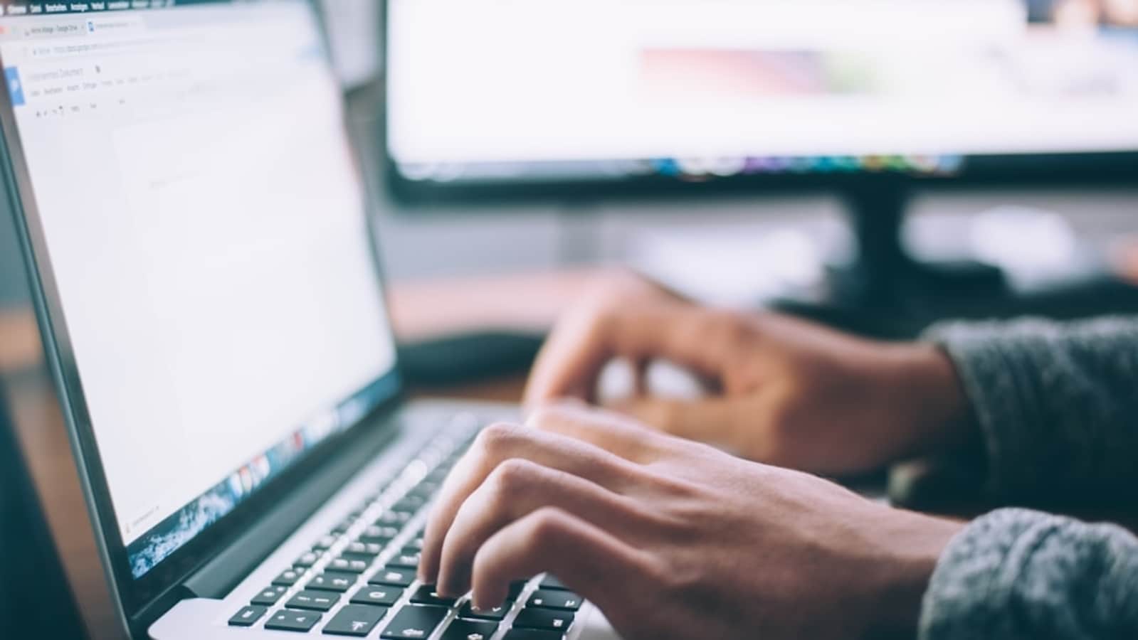 Mediacom internet outage: Service reportedly down in parts of Iowa, Illinois, and Minnesota