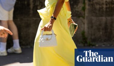 ‘A lot of money to be made’: Paris hit with spate of €1m handbag heists | Paris