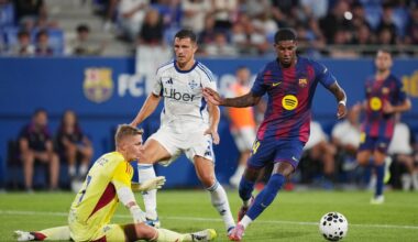 Marcus Rashford missing open goal leaves three stunned Barcelona teammates with head in hands