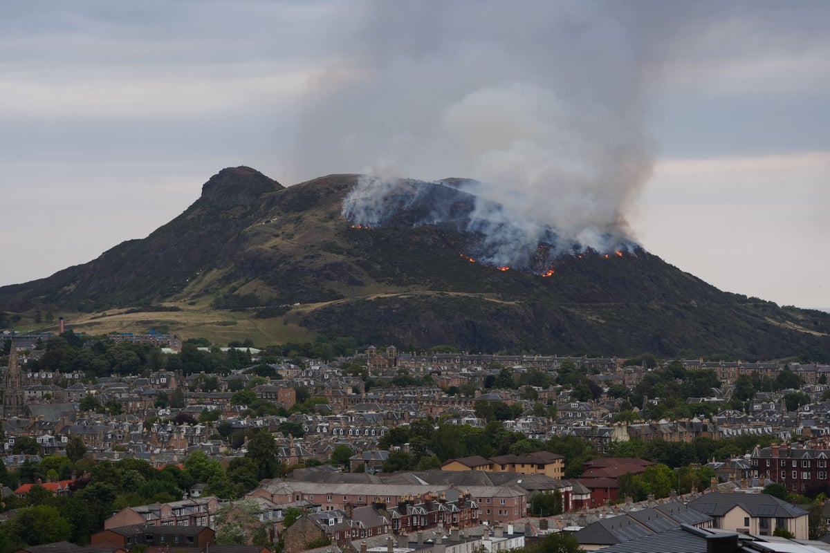 Firefighters continue to tackle wildfire at iconic Arthur’s Seat in Edinburgh