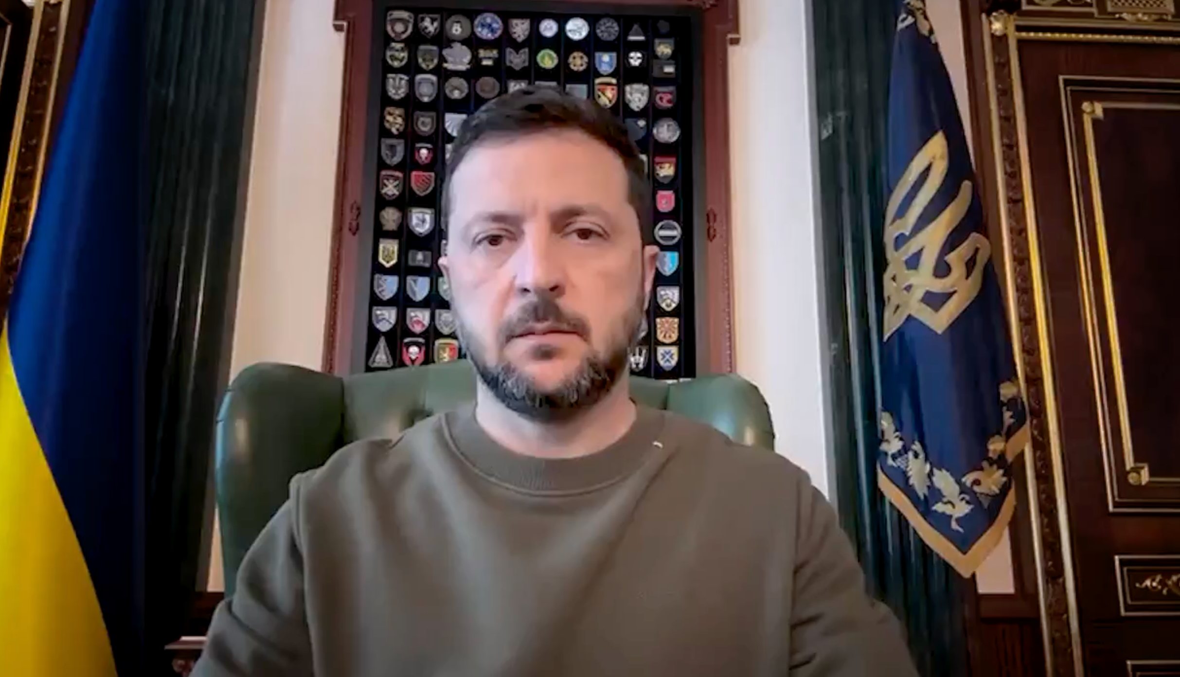 Zelensky warns he won’t give up land ahead of Trump-Putin meeting