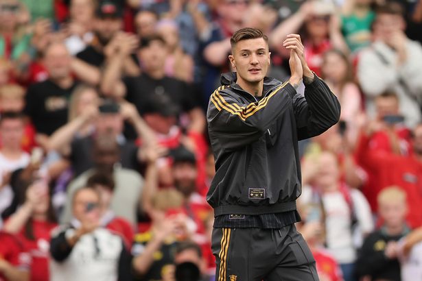 Benjamin Sesko at Manchester United vs Fiorentina