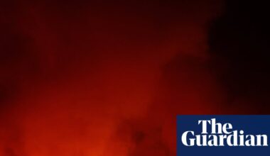 Thousands evacuated in Spain amid deadly wildfires and new heatwave | Wildfires