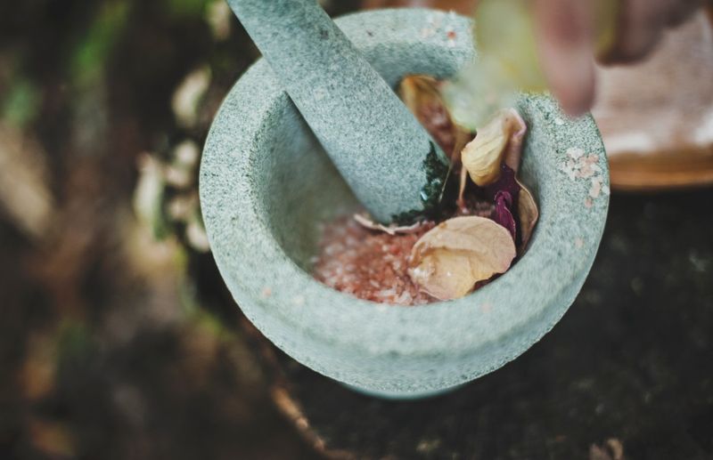 Why the RSS and Jamaat-e-Islami Never Turned Ayurveda or Unani Into a CMC Vellore