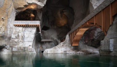 Huangyan Quarry Cultural & Art Center / DnA