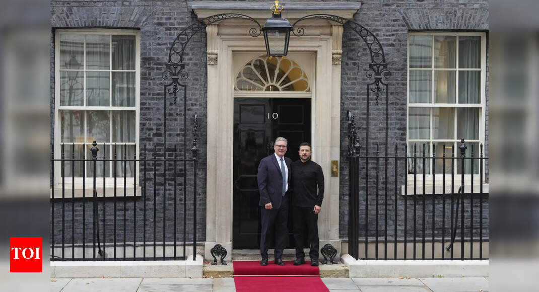 Ukraine-Russia conflict: Zelenskyy arrives in London, meets UK PM Starmer ahead of Trump-Putin's Alaska summit