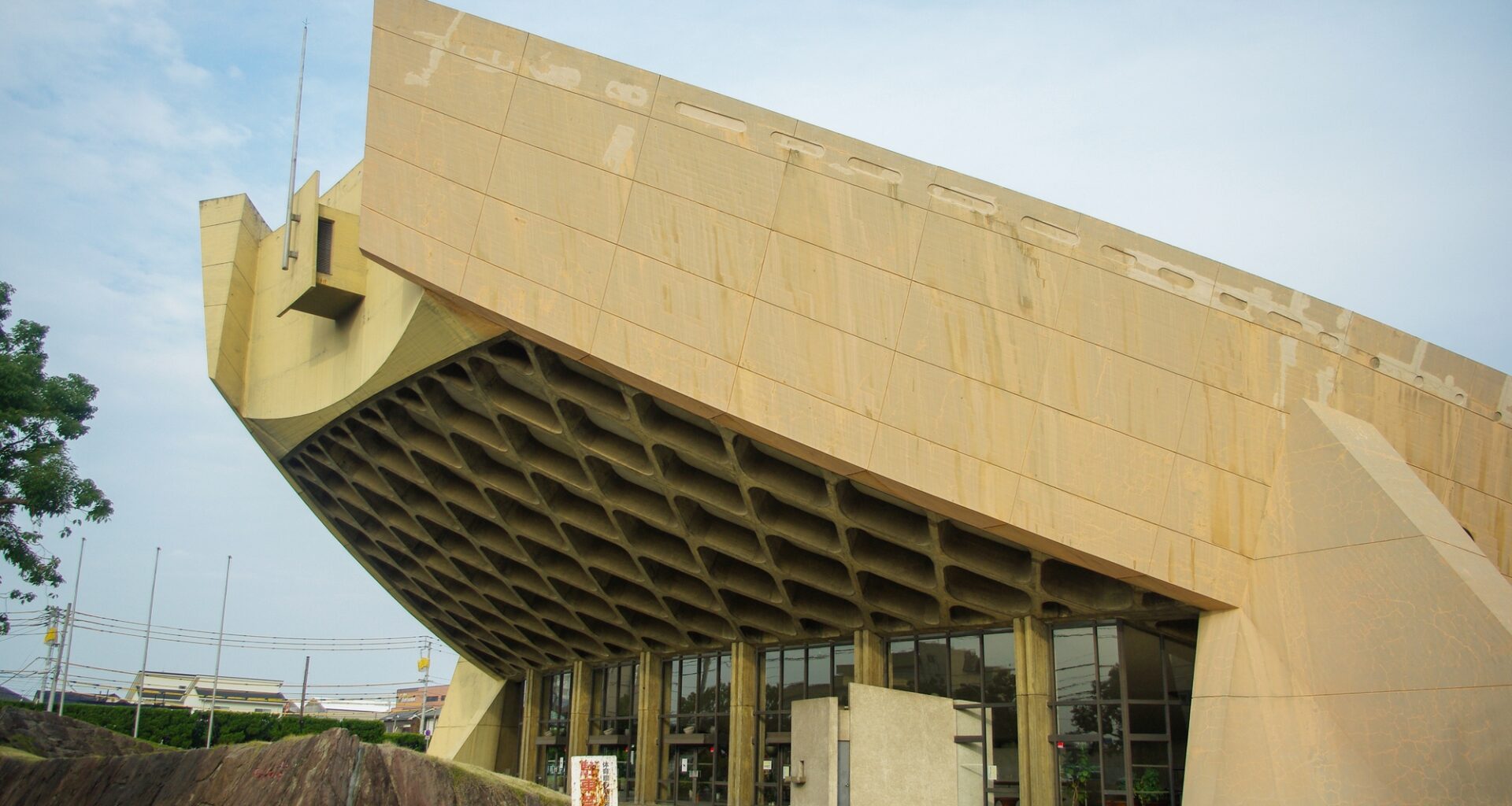 Citizen-Led Campaign Proposes New Use for Kenzo Tange's Kagawa Gymnasium, Facing Demolition