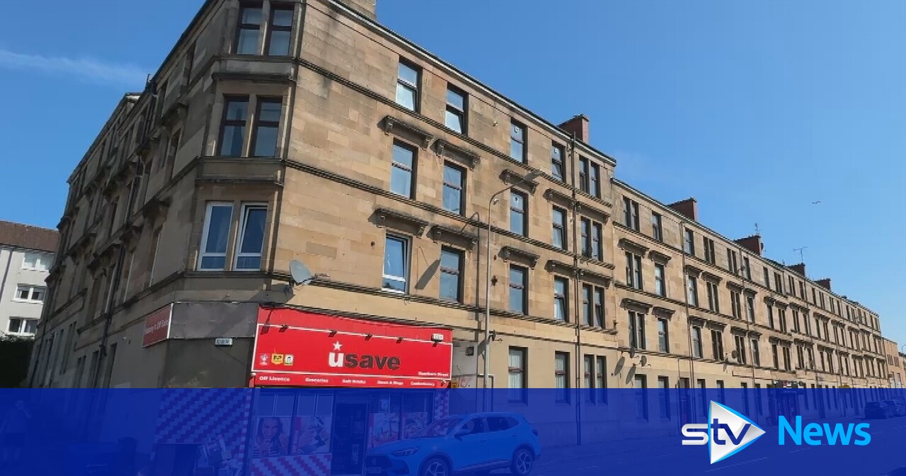 Shop worker seriously injured after being 'sprayed with substance' during robbery in Glasgow
