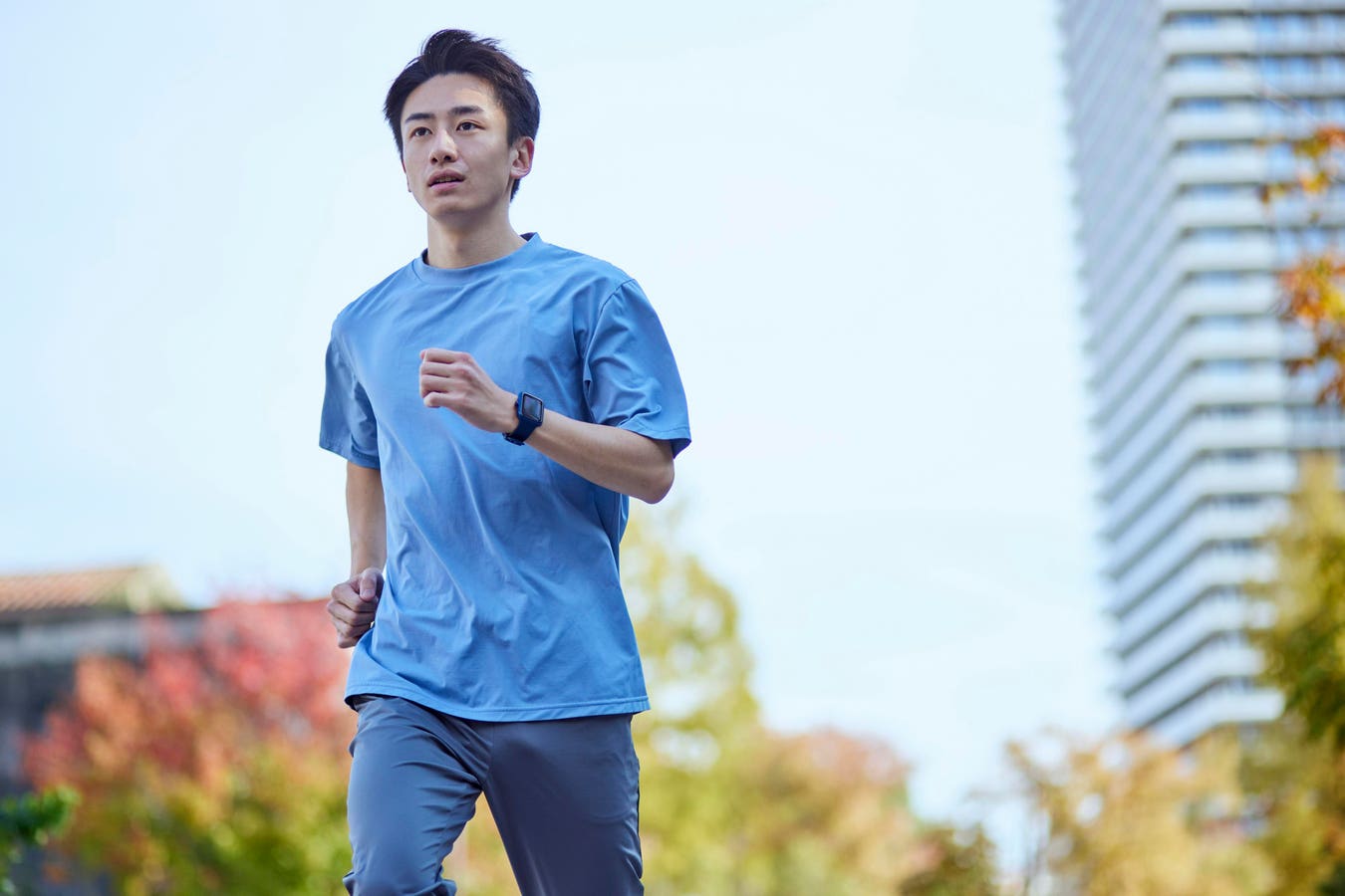 5 Reasons Science-Backed ‘Japanese Walking’ Adds Years To Your Life