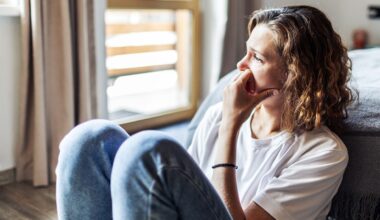 Dr. Daniel Amen shares easy breathing trick to fight stress and anxiety