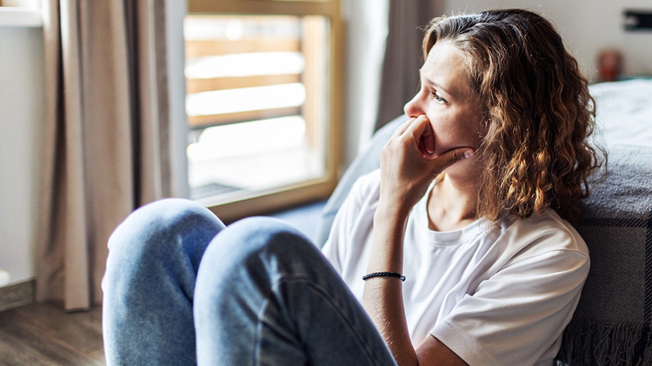 Dr. Daniel Amen shares easy breathing trick to fight stress and anxiety