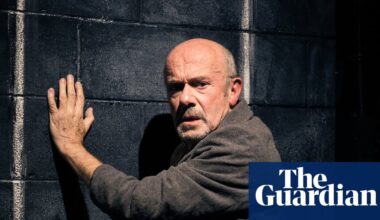 Some of us dread ageing. For these stage actors, it makes them freer than ever | Australian theatre