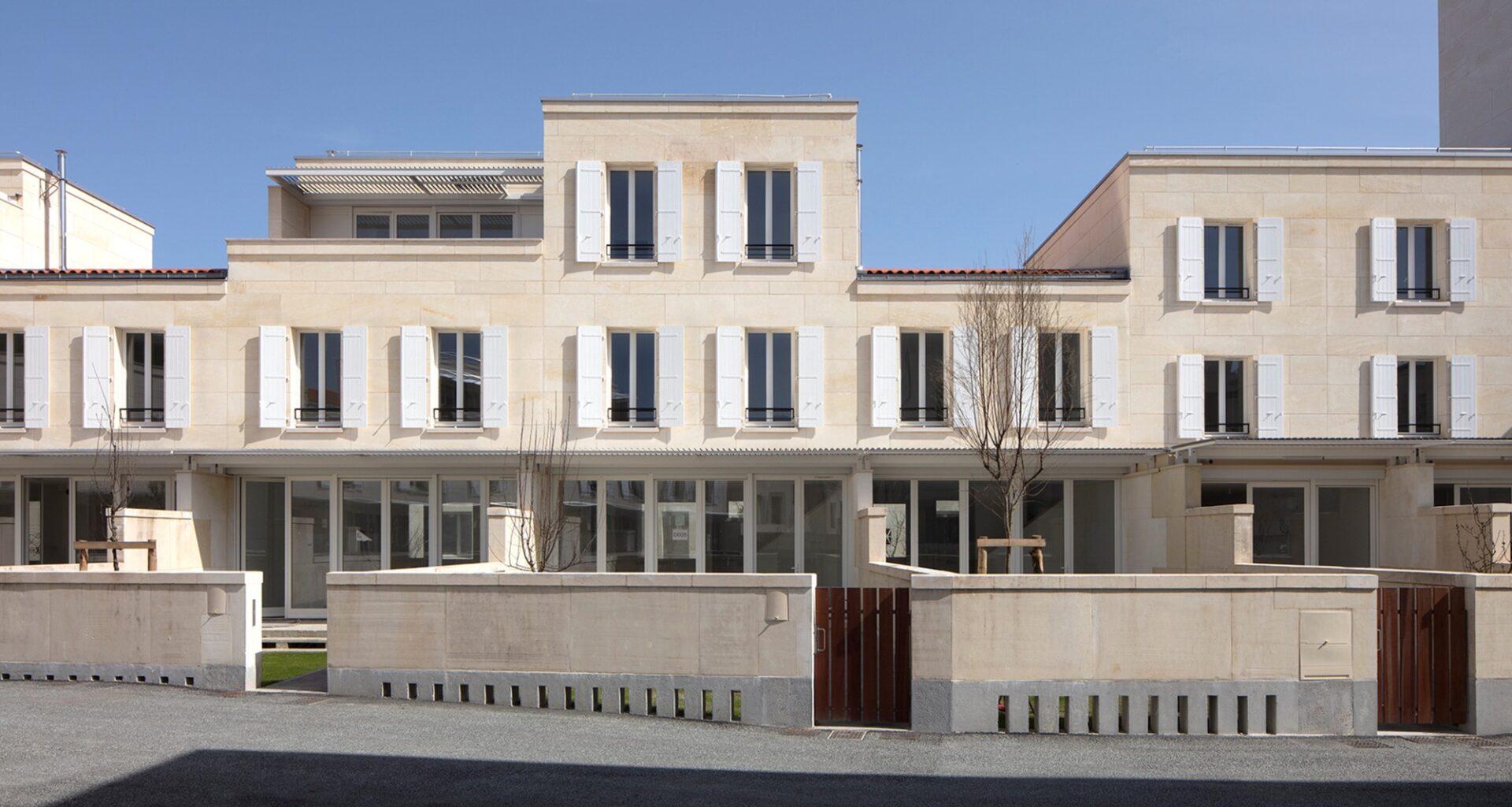 Les Échoppes Bastide Housing / eliet&lehmann architectes