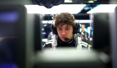 What should Mercedes do to fix its struggling rookie Antonelli?