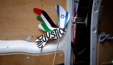 French police arrest park manager for refusing entry to Israeli tourists