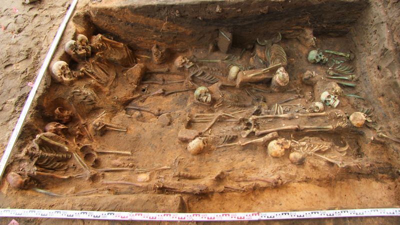 Mass grave with 1,000 skeletons found in Germany