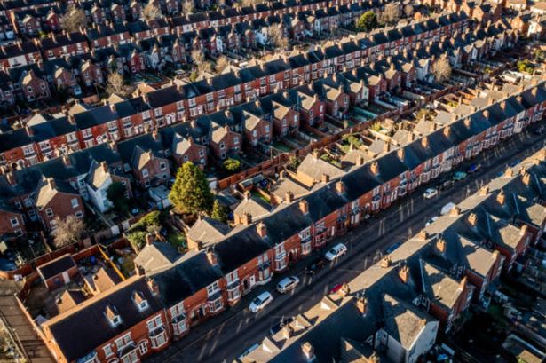 The average price being asked by new sellers fell by 1.2%, or £4,531, in July compared with a month earlier, to £373,709.