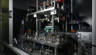 AI-enhanced technique assembles defect-free arrays with thousands of atoms