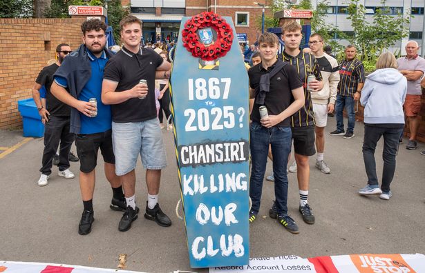 Sheffield Wednesday fans protest against owner Dejphon Chansiri