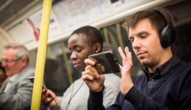 Public transport passengers in London urged to use headphones