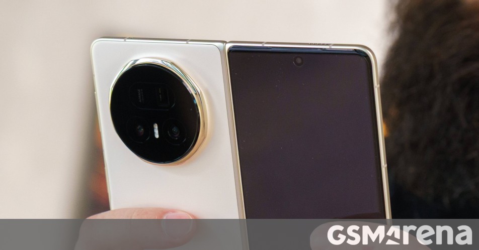 Honor Magic V5 officially starts global rollout