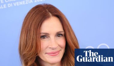 Julia Roberts says humanity ‘losing art of conversation’ in defence of new #MeToo-themed film | Julia Roberts