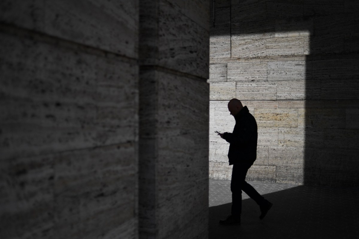 Russia’s Digital Iron Curtain: Censorship and VPNs